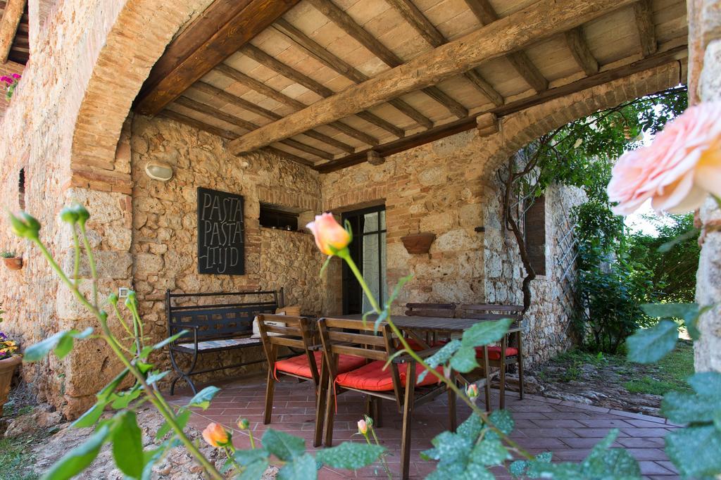 Novelleto Villa Monteriggioni Buitenkant foto